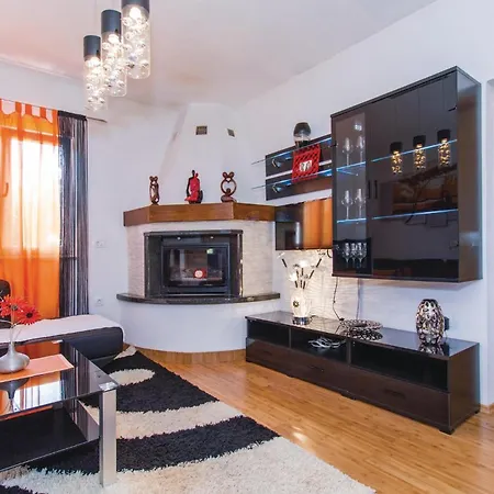 1 Labin (Istria)